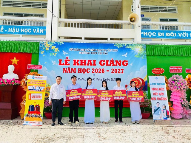 Công ty TNHH Hồng Đức trao 170 suất học bổng “Hồng Đức tiếp sức đến trường” năm học 2026-2027- Ảnh 5.