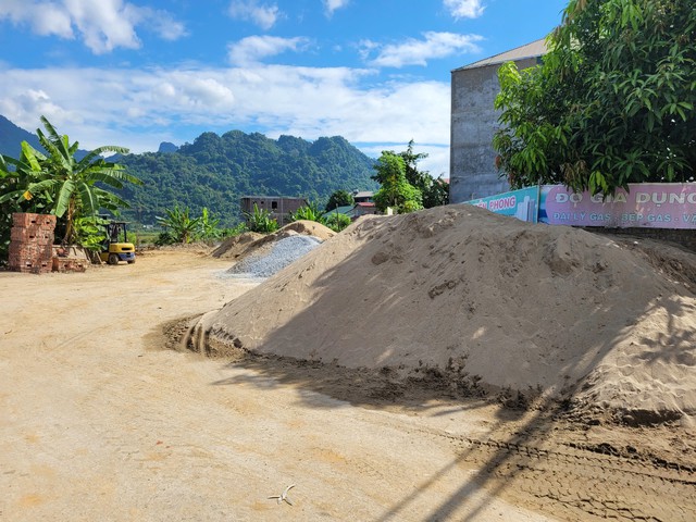 Thái Nguyên;
Siết chặt kỷ cương, kỷ luật quản lý nhà nước về đất đai- Ảnh 1.