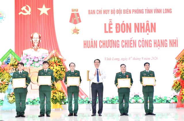 BĐBP tỉnh Vĩnh Long vinh dự đón nhận Huân chương Chiến công hạng Nhì- Ảnh 5.