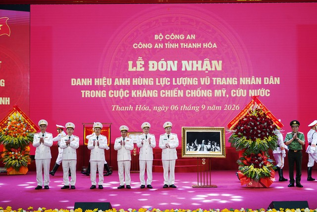 Danh hiệu Anh hùng lần thứ hai: Dấu son mới trên trang sử vẻ vang của Công an Thanh Hóa - Ảnh 4.