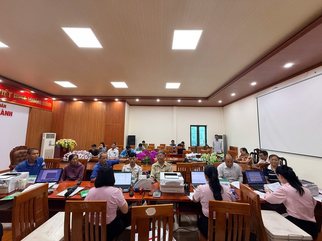 Phòng giao dịch NHCSXH Thanh Ba: Giữ dòng vốn chính sách thông suốt sau sắp xếp đơn vị hành chính - Ảnh 1.