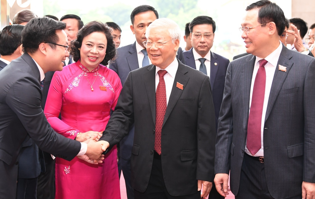 Khai mạc Đại hội đại biểu lần thứ XVII Đảng bộ thành phố Hà Nội - Ảnh 1.