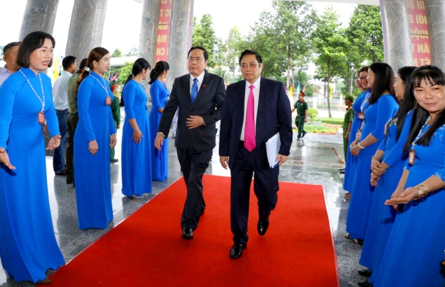 Trưởng Ban Tổ chức Trung ương chỉ đạo Đại hội Đảng bộ tỉnh Hậu Giang lần thứ XIV - Ảnh 2.