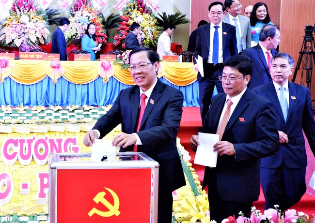 Ông Phan Văn Mãi tái đắc cử Bí thư Tỉnh ủy Bến Tre nhiệm kỳ 2020-2025 - Ảnh 1.