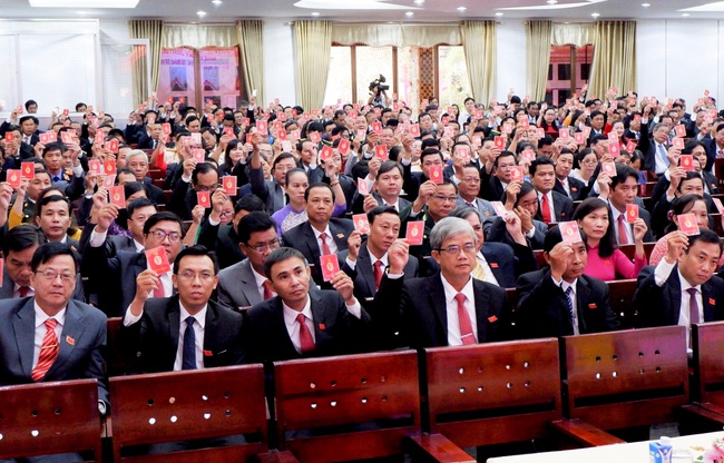 Ông Phan Văn Mãi tái đắc cử Bí thư Tỉnh ủy Bến Tre nhiệm kỳ 2020-2025 - Ảnh 3.
