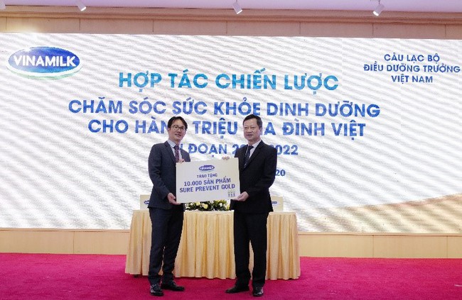 Vinamilk cùng tập đoàn dinh dưỡng CHR Hansen Đan Mạch hỗ trợ các điều dưỡng trưởng để chăm sóc cho hàng triệu trẻ em và người cao tuổi - Ảnh 4. Vinamilk cùng tập đoàn dinh dưỡng CHR Hansen Đan Mạch hỗ trợ các điều dưỡng trưởng để chăm sóc cho hàng triệu trẻ em và người cao tuổi - Ảnh 4.