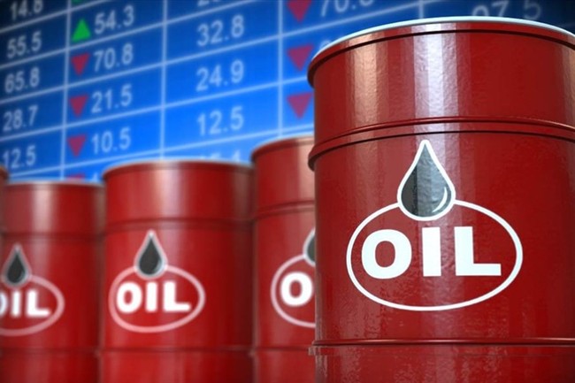 Giá dầu 22/10: Tiếp tục giảm do hàng tồn kho Mỹ tăng cao - Ảnh 1.