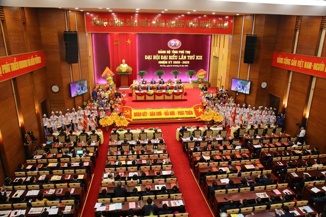 Khai mạc Đại hội Đảng bộ tỉnh Phú Thọ lần thứ XIX nhiệm kỳ 2020 – 2025 - Ảnh 1.
