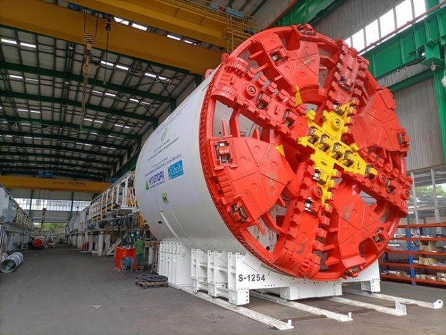 Robot đào hầm cho dự án đường sắt đô thị Nhổn - ga Hà Nội đang được chế tạo tại Đức.