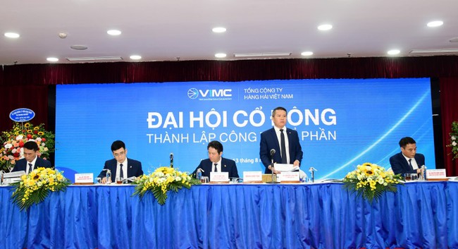 VIMC chính thức giao dịch từ ngày 1/9/2020 thay thế cho thương hiệu Vinalines - Ảnh 1. VIMC chính thức giao dịch từ ngày 1/9/2020 thay thế cho thương hiệu Vinalines - Ảnh 1.