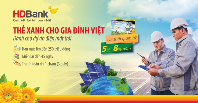 HDBank trao “Thẻ xanh cho gia đình Việt” tới khách hàng đầu tiên - Ảnh 2.