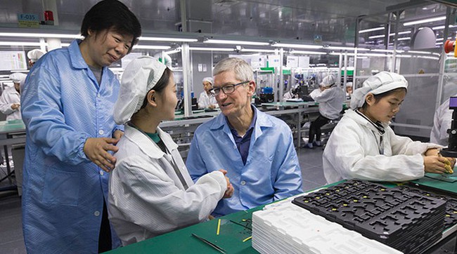 Đại diện Tập đoàn Apple đã có chuyến đến thăm và kiểm tra nhà máy của công ty lắp ráp iPhone tại Việt Nam. Ảnh: APPLE INSIDER