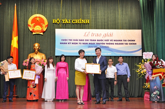 Lễ trao giải Cuộc thi Giải Báo chí toàn quốc viết về ngành Tài chính - Ảnh 2.