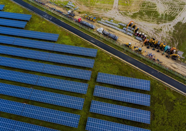An Giang: Khởi động giai đoạn 2 Nhà máy điện mặt trời 3.000 tỷ đồng - Ảnh 2.