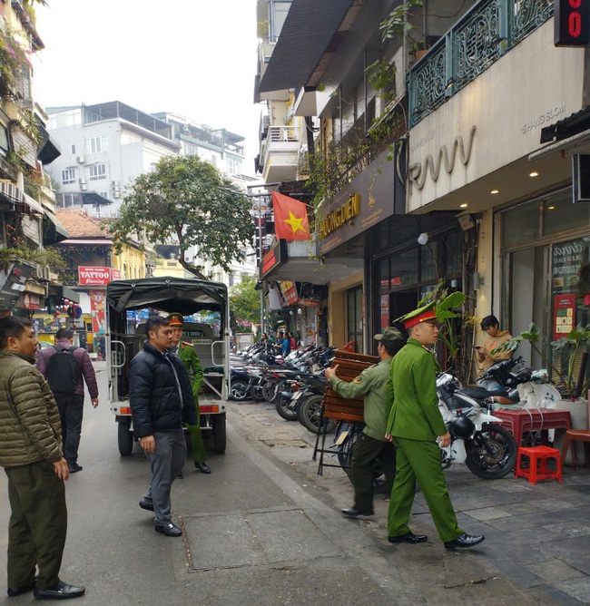 BCĐ 197 phường Hàng Buồm: Ra quân bảo đảm văn minh đô thị phục vụ nhân dân đón Tết- Ảnh 2.