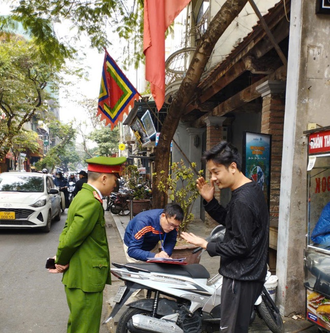 BCĐ 197 phường Hàng Buồm: Ra quân bảo đảm văn minh đô thị phục vụ nhân dân đón Tết- Ảnh 3.