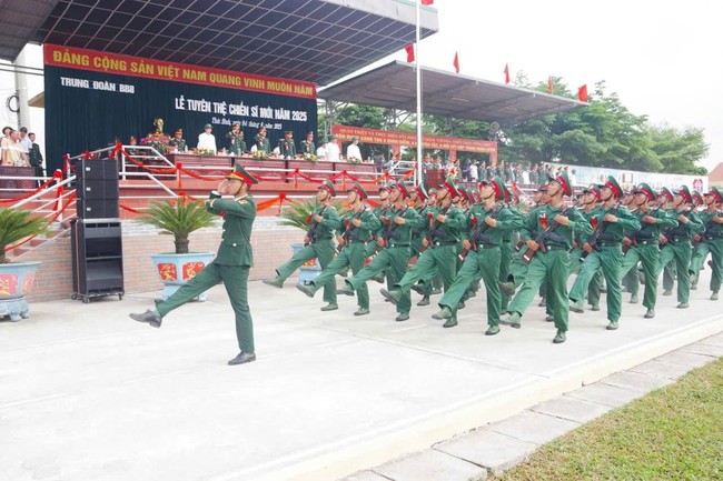 Trung đoàn 8: Môi trường giáo dục, rèn luyện toàn diện cho thế hệ trẻ- Ảnh 1.