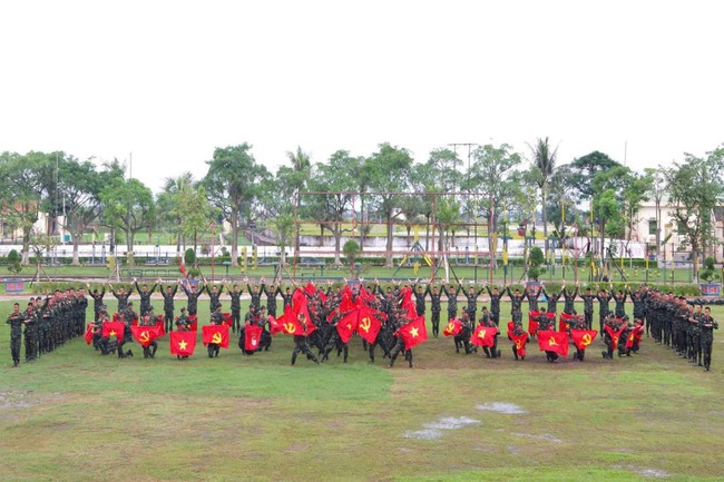 Trung đoàn 8: Môi trường giáo dục, rèn luyện toàn diện cho thế hệ trẻ- Ảnh 2.