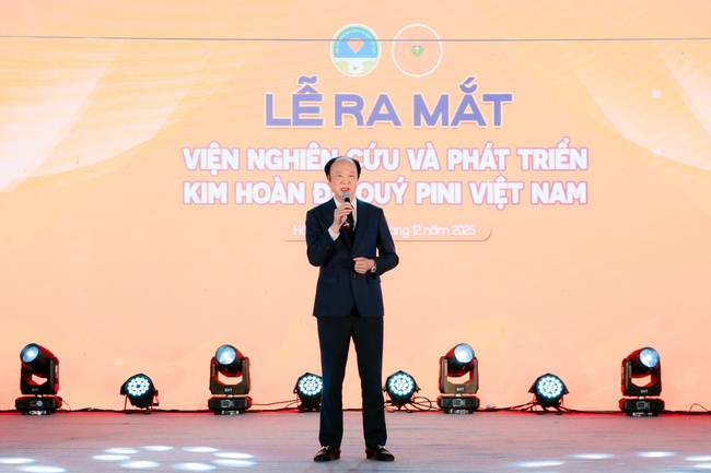 GS-TS Nguyễn Đình Thắng - Chủ tịch HĐQT Viện phát biểu tại Lễ ra mắt.