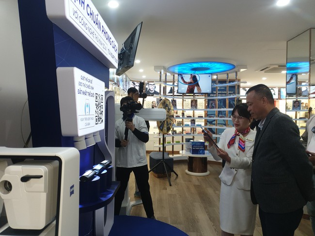 Trung tâm kính mắt Quốc tế Việt - Nga x ZEISS Vision Expert khai trương cơ sở thứ hai tại Hà Nội- Ảnh 6.