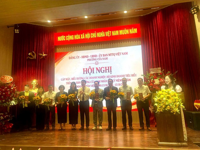 Phường Cửa Nam gặp mặt doanh nghiệp, doanh nhân tiêu biểu nhân Ngày Doanh nhân Việt Nam- Ảnh 3.