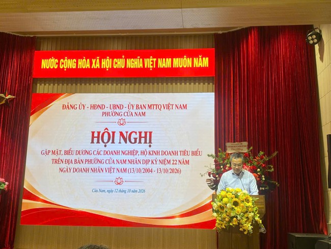 Phường Cửa Nam gặp mặt doanh nghiệp, doanh nhân tiêu biểu nhân Ngày Doanh nhân Việt Nam- Ảnh 2.