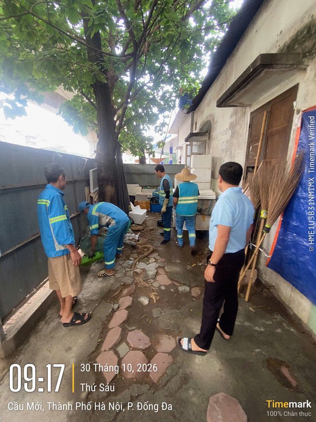 Phường Đống Đa xử lý hơn 2.000 trường hợp vi phạm trật tự đô thị, phạt trên 1,58 tỷ đồng- Ảnh 3.
