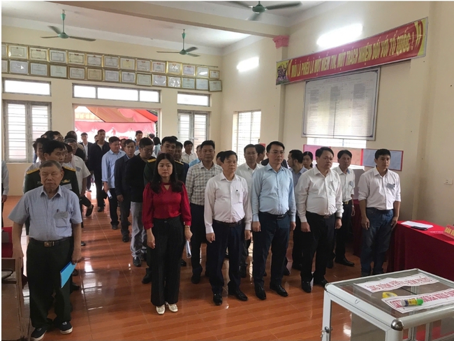 Xã Thiệu Toán: Diễn tập quy trình bầu cử tại khu vực bỏ phiếu thôn Dân Quyền - Dân Sinh- Ảnh 1. Xã Thiệu Toán: Diễn tập quy trình bầu cử tại khu vực bỏ phiếu thôn Dân Quyền - Dân Sinh- Ảnh 1.