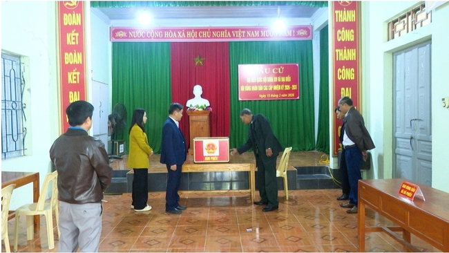 Xã Xuân Tín kiểm tra công tác chuẩn bị cho ngày bầu cử Quốc hội và HĐND các cấp- Ảnh 4.