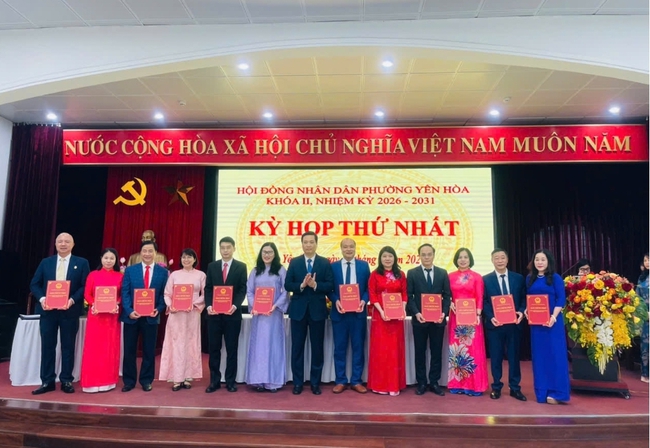 HĐND phường Yên Hòa tổ chức kỳ họp thứ nhất, kiện toàn bộ máy nhiệm kỳ 2026-2031- Ảnh 2.