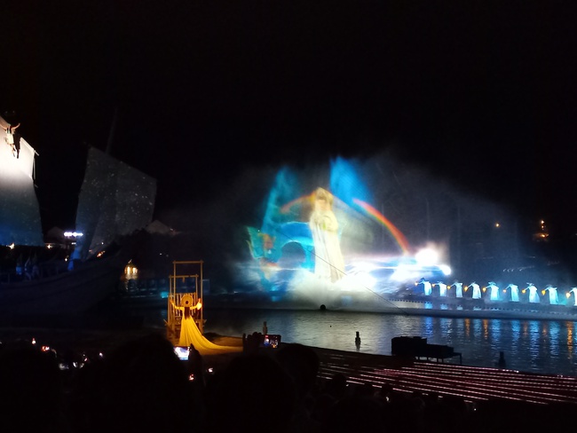 Đà Nẵng: Bầu trời Hội An bừng sáng đêm khai mạc Lễ hội Ánh sáng & Di sản 2026- Ảnh 5.