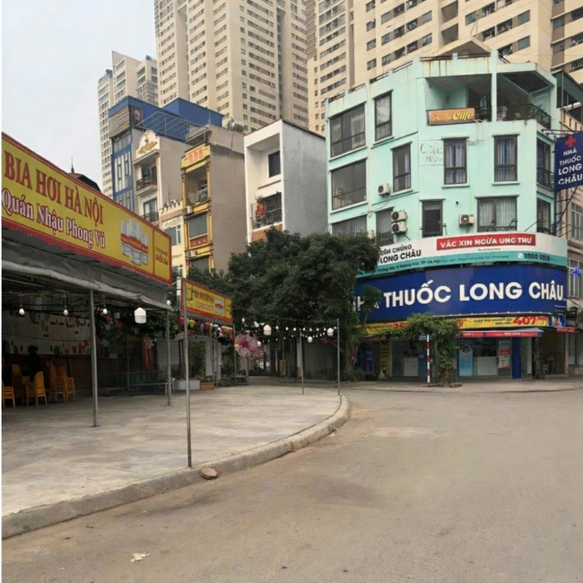 Siết chặt trật tự đô thị tại phường Hà Đông: Từng bước xóa “điểm nghẽn”, trả lại vỉa hè cho người dân- Ảnh 2.