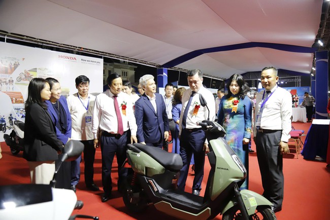 Khai mạc Hội chợ Hùng Vương năm 2026 dịp Giỗ Tổ- Ảnh 3.