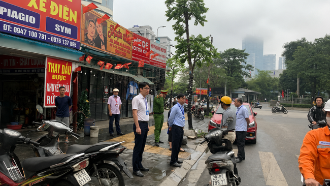 Phường Cầu Giấy quyết liệt xử lý các điểm nghẽn, lập lại trật tự đô thị- Ảnh 4.