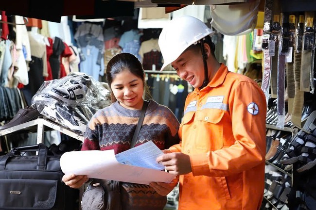 Vì sao hóa đơn tiền điện tăng mạnh trong mùa nắng nóng 2026?- Ảnh 2.