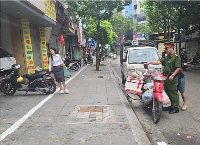 Phường Tây Hồ: Quyết liệt xử lý “5 điểm nghẽn”, diện mạo đô thị chuyển biến tích cực- Ảnh 2.