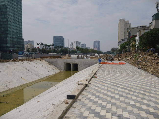 Phường Nghĩa Đô: Tuyến thoát nước từ khu đô thị Tây Hồ Tây đến đường Hoàng Quốc Việt dần thành hình- Ảnh 3.