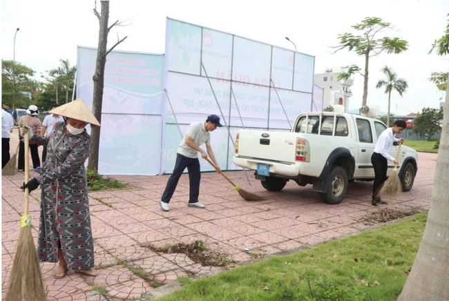 Lục Nam ra quân hưởng ứng phong trào “Toàn dân chung tay bảo vệ môi trường”- Ảnh 5. Lục Nam ra quân hưởng ứng phong trào “Toàn dân chung tay bảo vệ môi trường”- Ảnh 5.