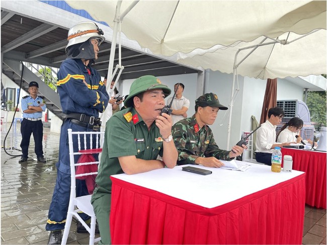 Phường Tây Hồ tăng cường năng lực ứng phó sự cố trên mặt nước Hồ Tây- Ảnh 2.