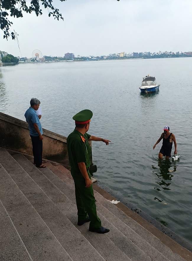 Phường Tây Hồ lập 3 tổ công tác, siết quản lý hồ Tây- Ảnh 1.