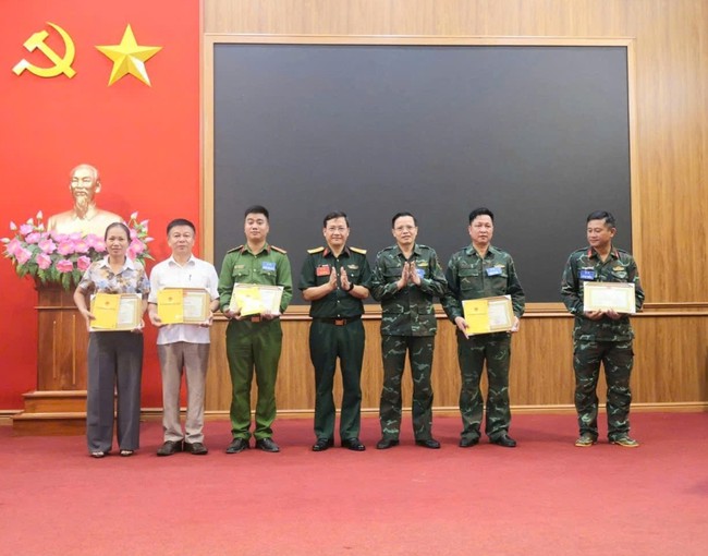 Xã Thiệu Quang hoàn thành xuất sắc Diễn tập chiến đấu phòng thủ năm 2026- Ảnh 7.