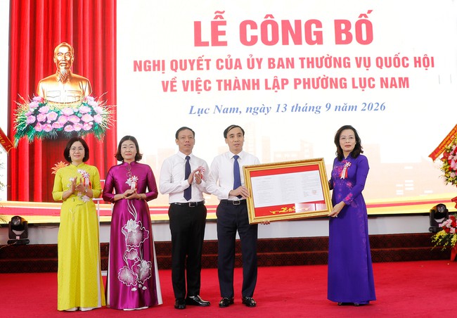 Lục Nam đón nhận Nghị quyết thành lập phường, mở ra chặng đường phát triển mới- Ảnh 2.