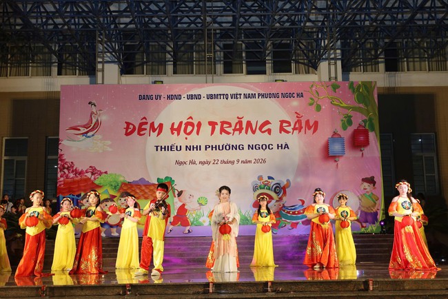 Phường Ngọc Hà lan tỏa yêu thương trong Đêm hội Trăng rằm thiếu nhi năm 2026- Ảnh 3.