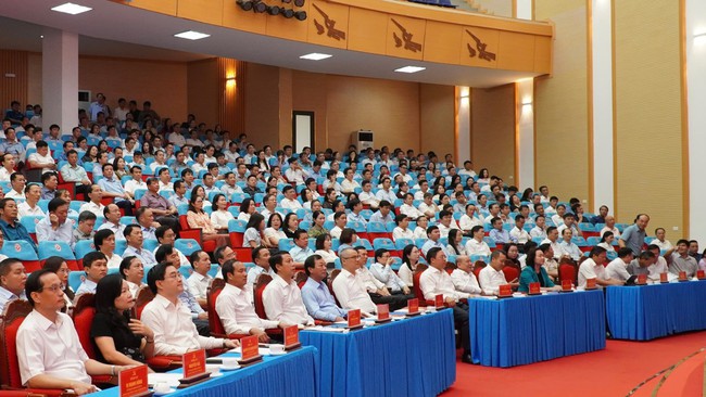 TRƯỜNG ĐẠI HỌC HÙNG VƯƠNG – ĐIỂM NỐI TRI THỨC, MỞ ĐƯỜNG TƯƠNG LAI: PHÚ THỌ TỔ CHỨC HỘI NGHỊ GẶP MẶT CÁN BỘ TRONG QUY HOẠCH   - Ảnh 1.