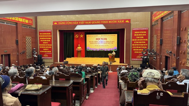 Hưng Yên: Mang ánh sáng và niềm tin đến người cao tuổi qua Chương trình “Mắt sáng cho người cao tuổi”- Ảnh 5.