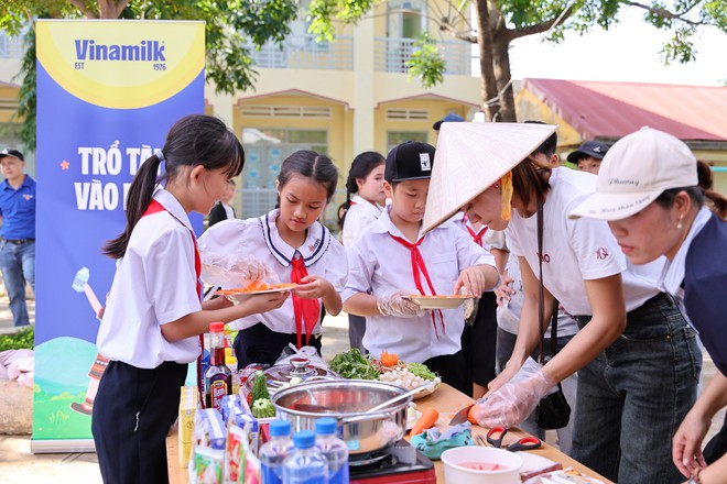 Gần 40.000 trẻ em cả nước vui đón Trung thu cùng Vinamilk- Ảnh 7.