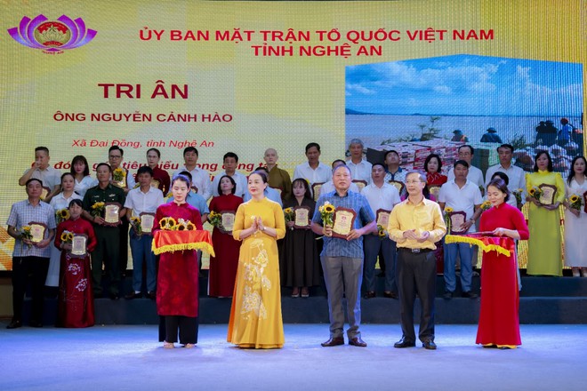 Hơn 500 tỷ đồng và chung một “Nghĩa tình dòng Lam” nơi mạch nguồn xứ Nghệ. - Ảnh 16.