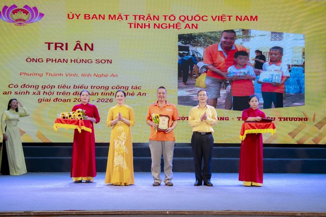 Hơn 500 tỷ đồng và chung một “Nghĩa tình dòng Lam” nơi mạch nguồn xứ Nghệ. - Ảnh 17.