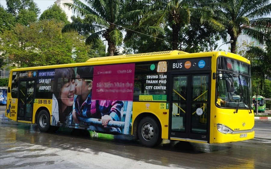TP.HCM sẽ dừng đề án quảng cáo trên xe buýt