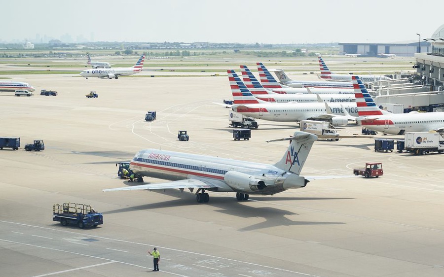 American Airlines cắt giảm 55% công suất bay vào tháng 10